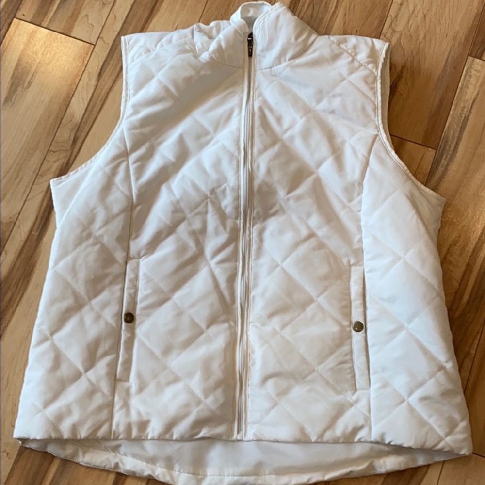 Women’s quilted vest